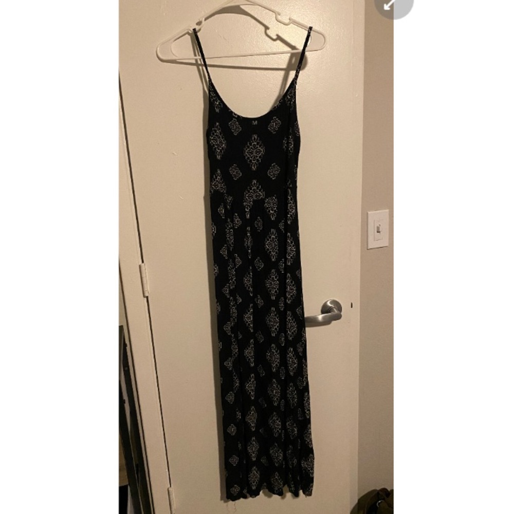 Floor length bohemian style maxi dress.